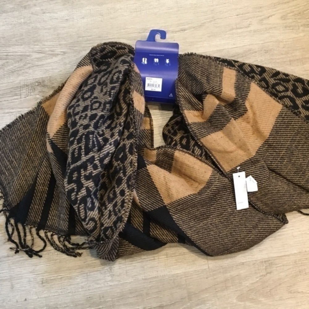NWT Apt. 9 Animal Print & Plaid Scarf - Picture 3 of 7